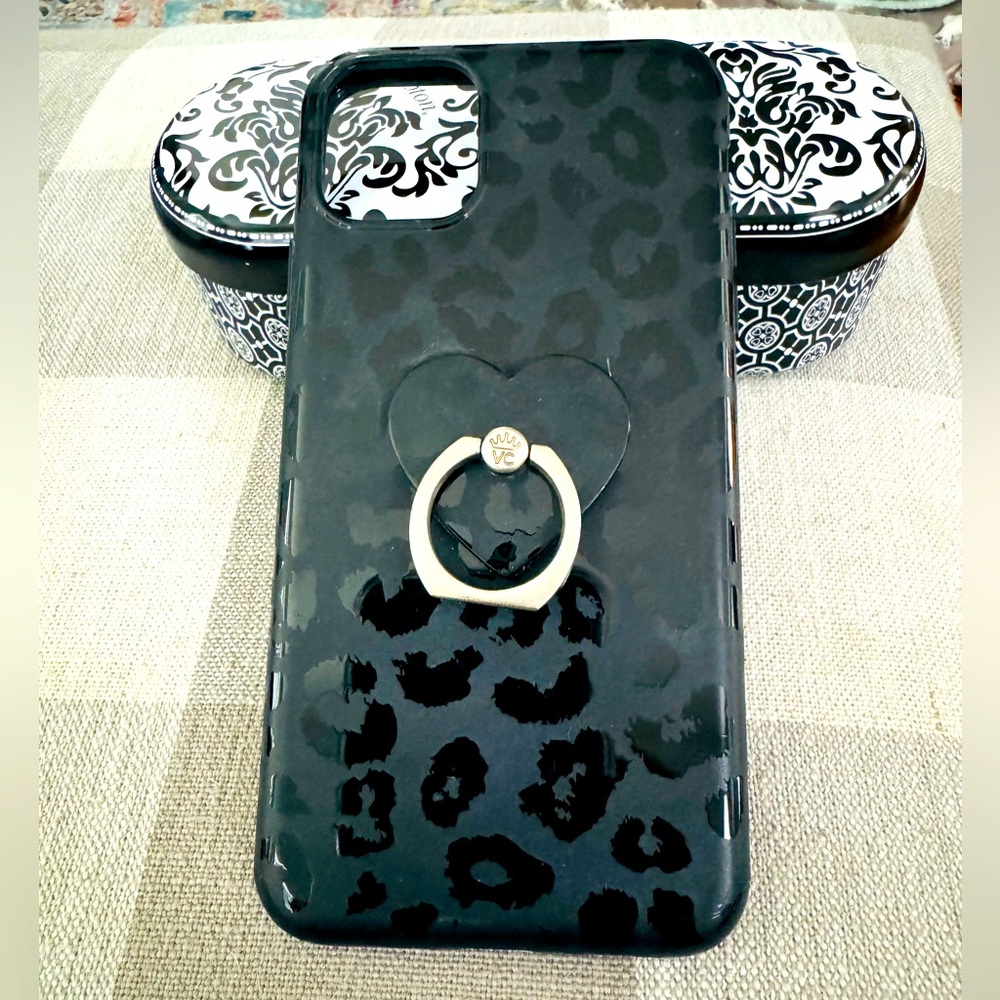 Black leopard Velvet Caviar phone case iPhone 11 Pro Max with matching ring